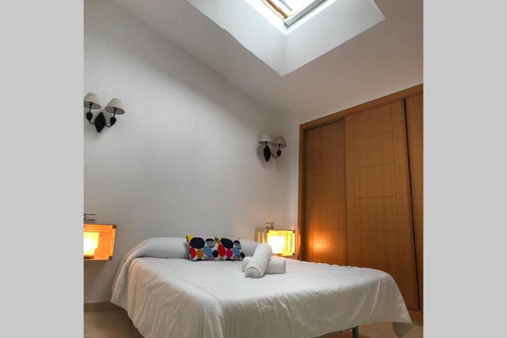 Apartamento Atico Aviles รอนดา ภายนอก รูปภาพ